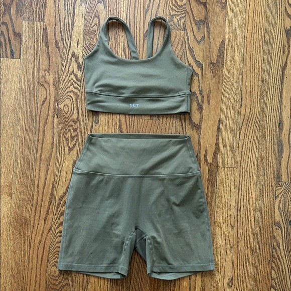 SET Active Other - SET Active Luxform Bra and Shorts Set